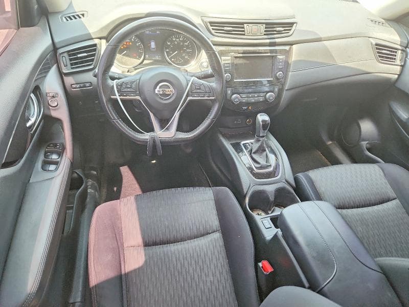 2018 NISSAN ROGUE SV 8