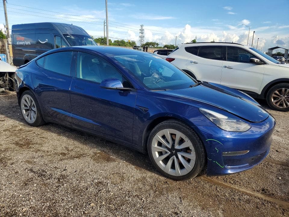 2023 TESLA MODEL 3 4