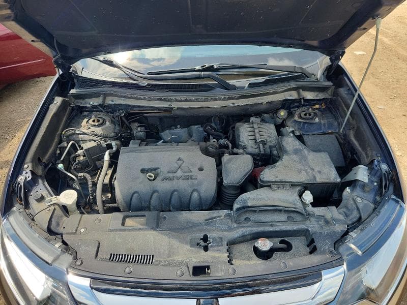 2017 MITSUBISHI OUTLANDER SE 11