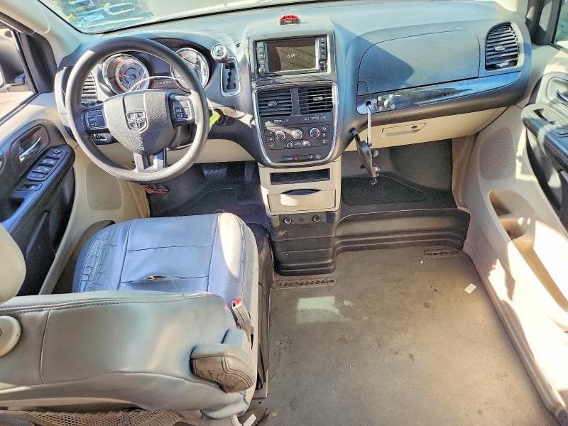 2017 DODGE GRAND CARAVAN SE 8