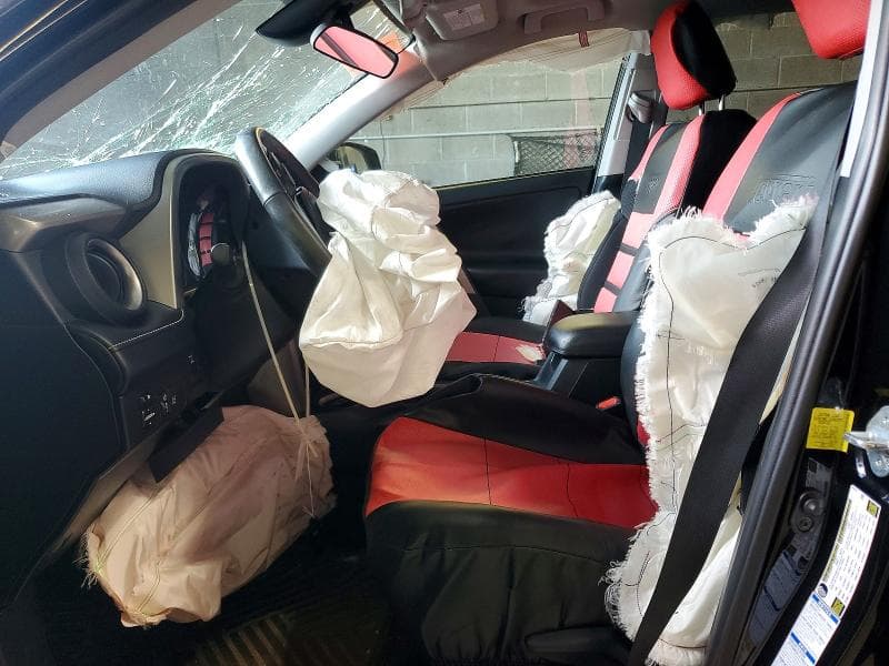 2018 TOYOTA RAV4 XLE 7