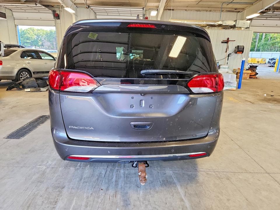 2018 CHRYSLER PACIFICA TOURING L PLUS 6