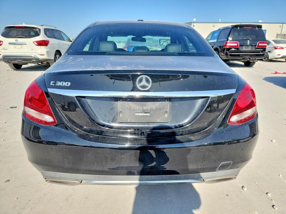 2018 MERCEDES-BENZ C 300 6