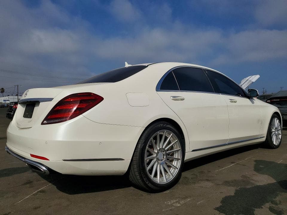 2020 MERCEDES-BENZ S 560 3