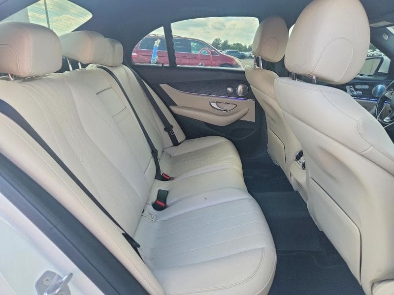 2017 MERCEDES-BENZ E 300 4MATIC 10