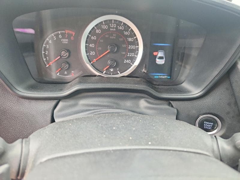 2021 TOYOTA COROLLA SE 9