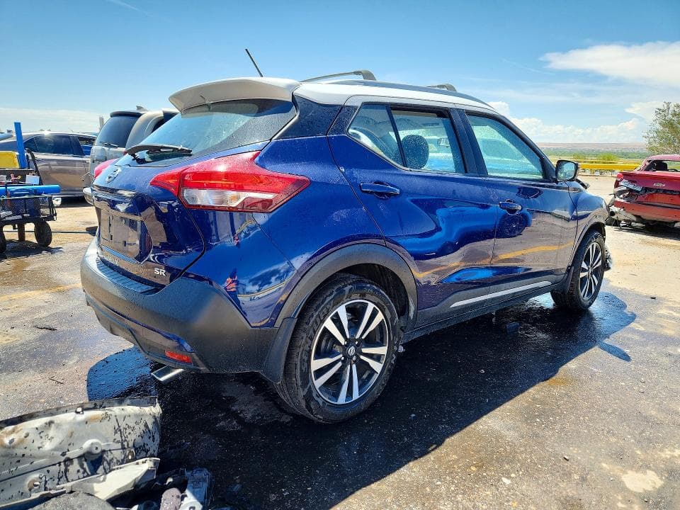 2018 NISSAN KICKS SR 3