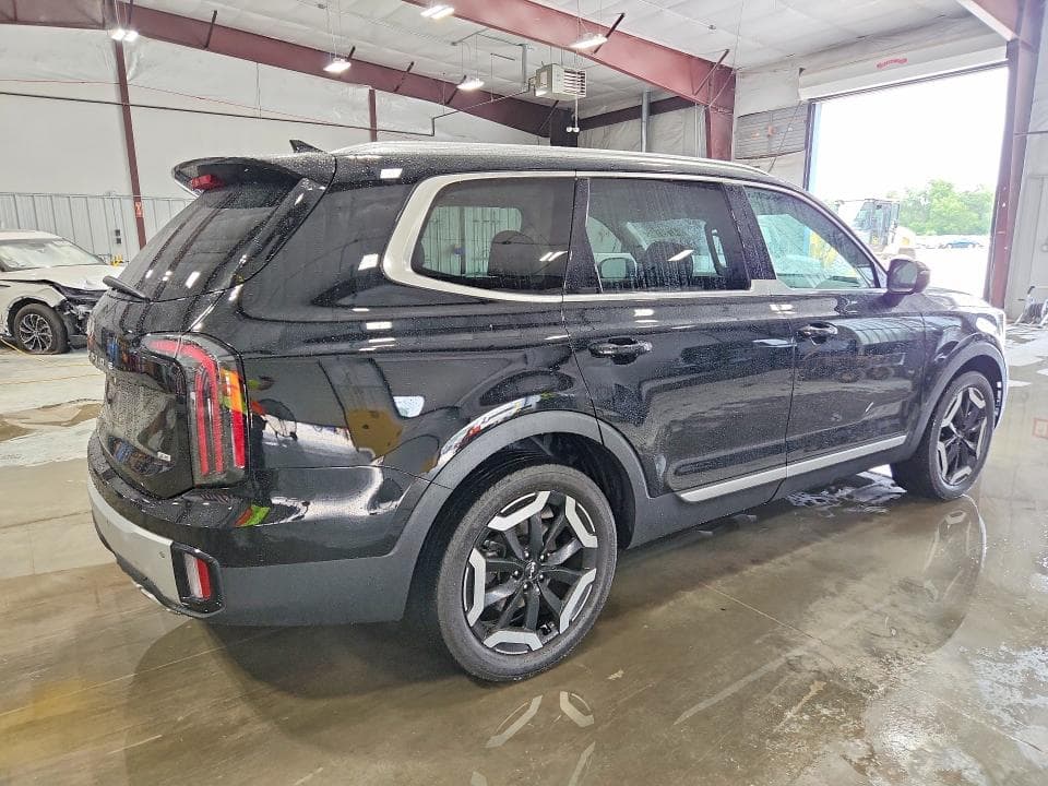 2023 KIA TELLURIDE EX 3
