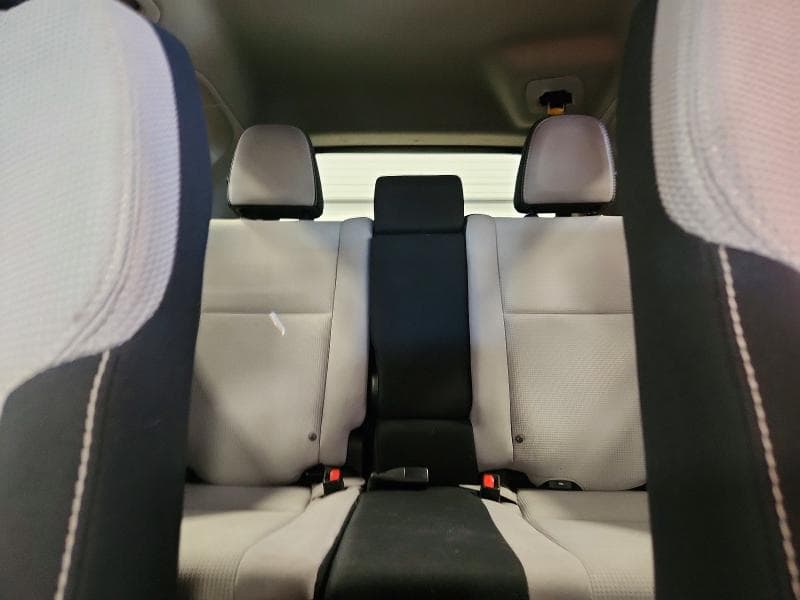 2018 TOYOTA RAV4 XLE 10