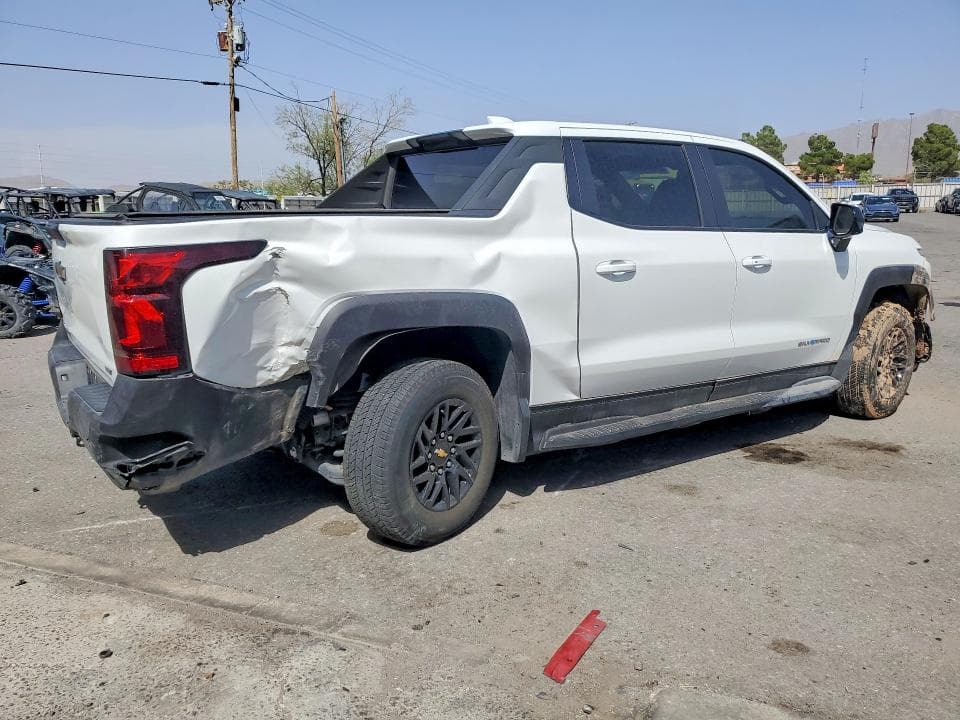 2024 CHEVROLET SILVERADO 3