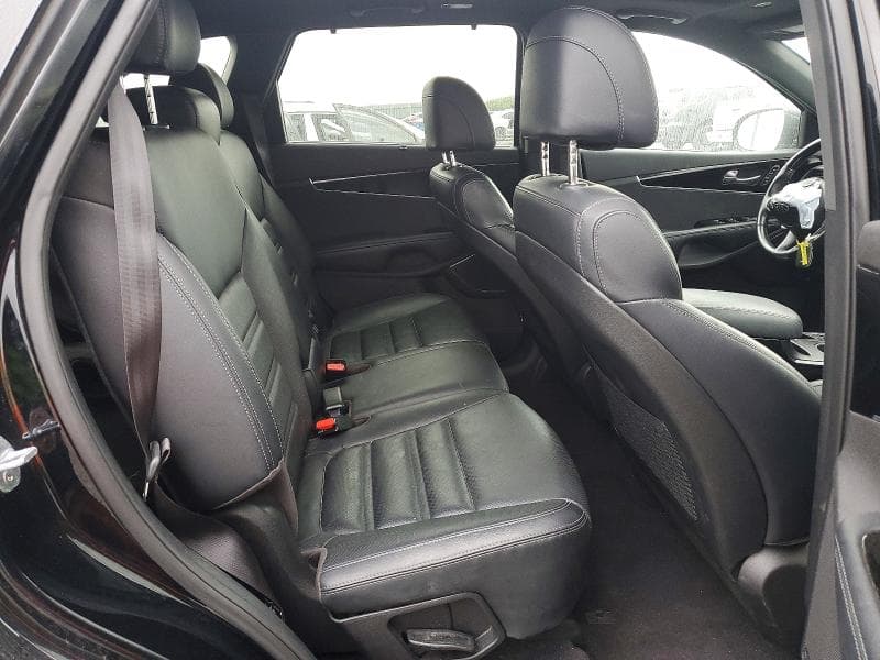 2017 KIA SORENTO SX 11