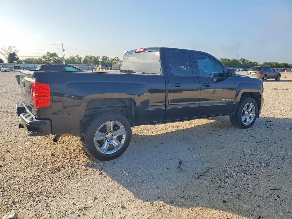 2018 CHEVROLET SILVERADO C1500 CUSTOM 3