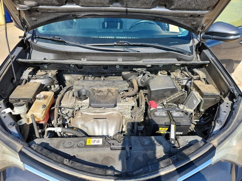 2018 TOYOTA RAV4 XLE 11