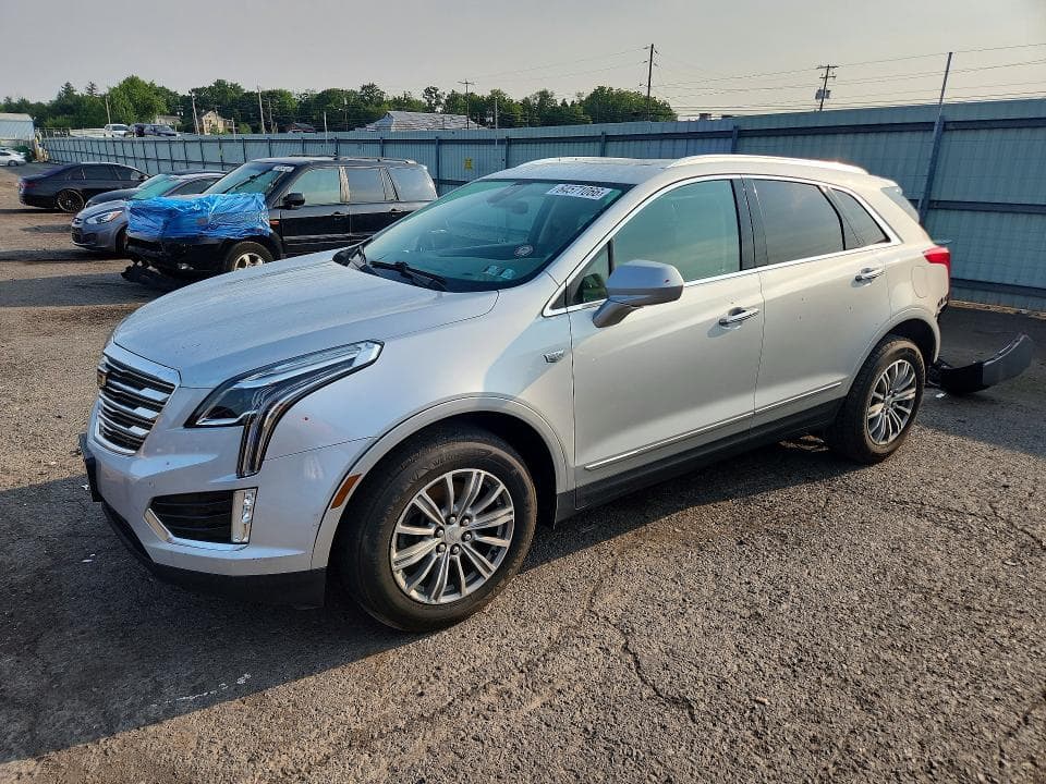 2017 CADILLAC XT5 LUXURY - 1