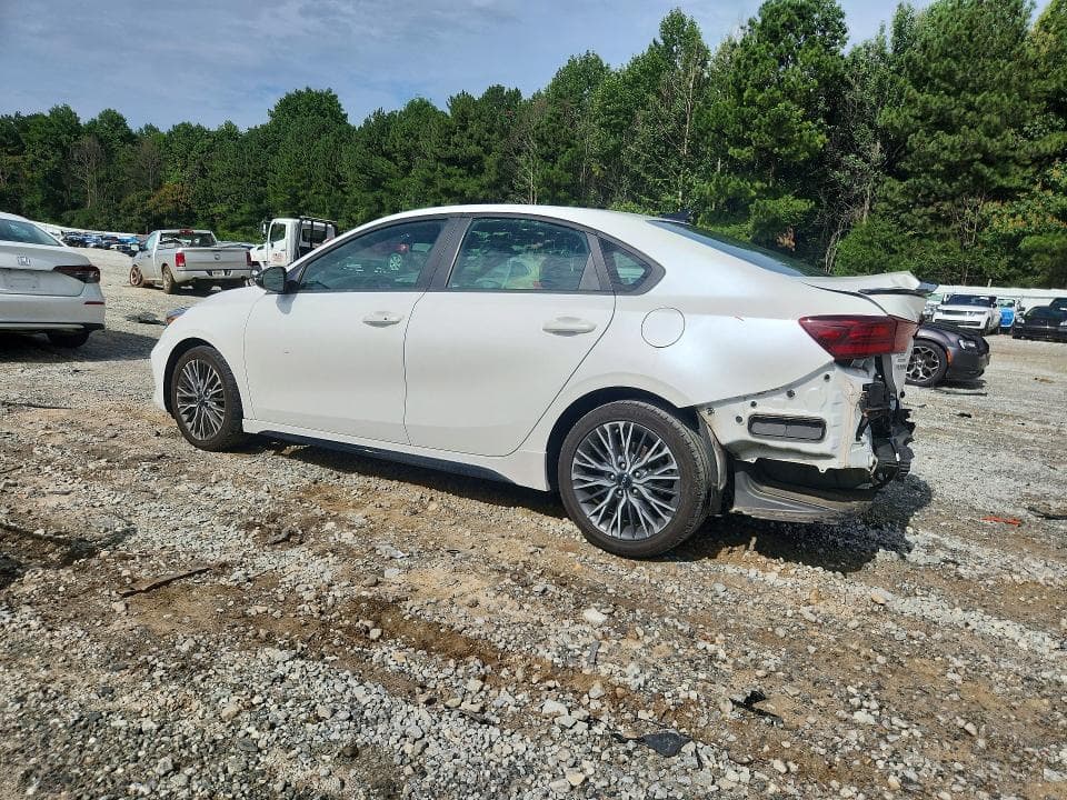2023 KIA FORTE GT LINE 2