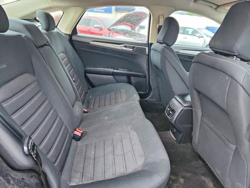 2020 FORD FUSION SE 10