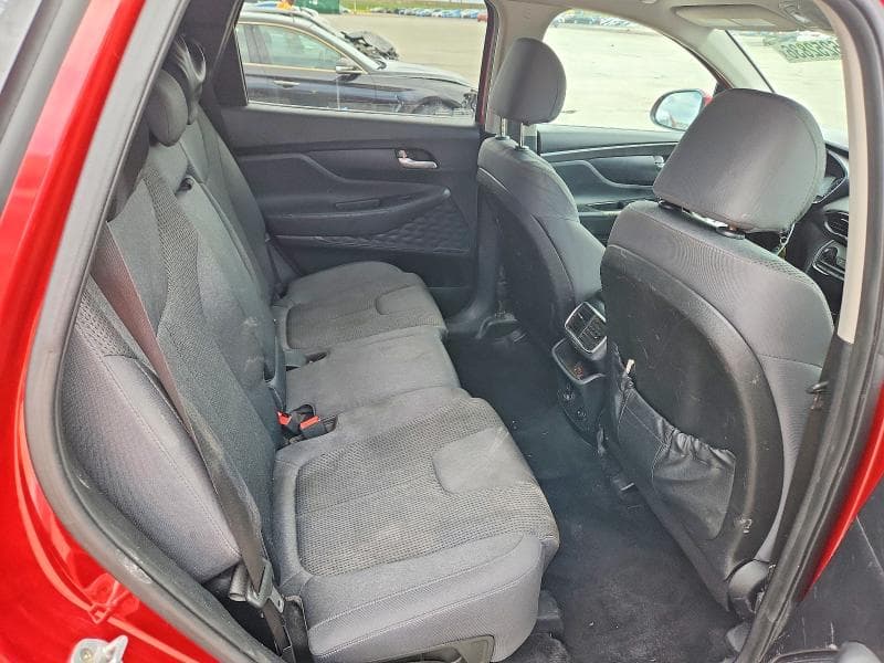 2019 HYUNDAI SANTA FE SE 11
