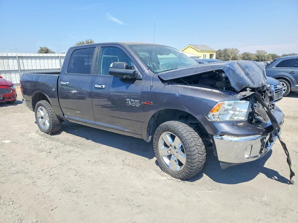 2018 RAM 1500 SLT 4