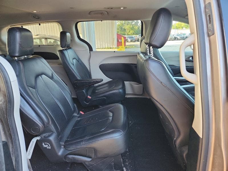 2018 CHRYSLER PACIFICA TOURING L 11