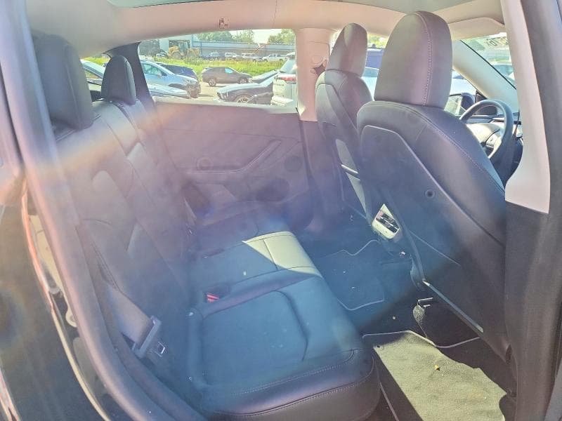 2023 TESLA MODEL Y 10