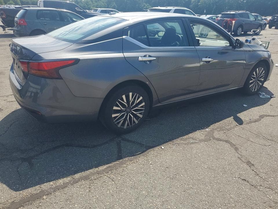 2025 NISSAN ALTIMA SV 3