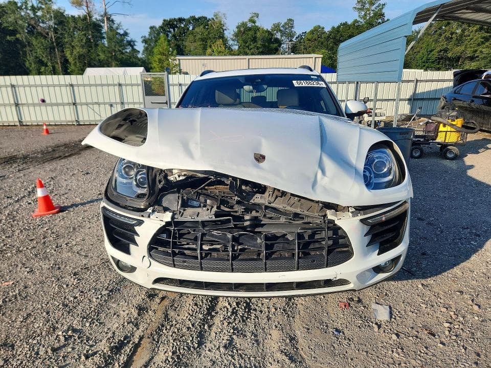 2018 PORSCHE MACAN 5