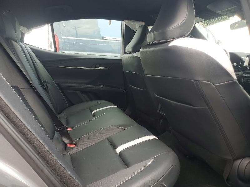 2025 TOYOTA CAMRY SE 10
