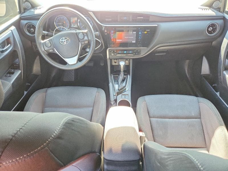 2017 TOYOTA COROLLA LE 8