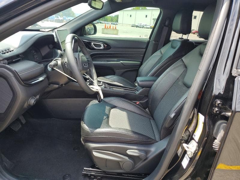 2024 JEEP COMPASS LATITUDE 7
