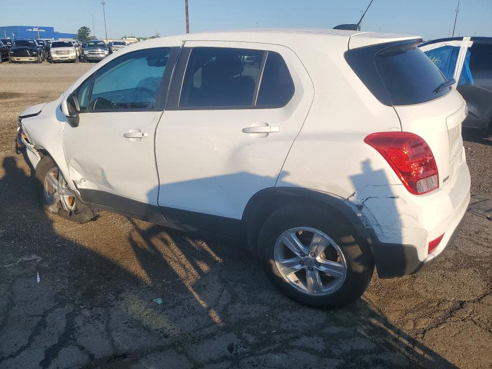 2019 CHEVROLET TRAX LS 2