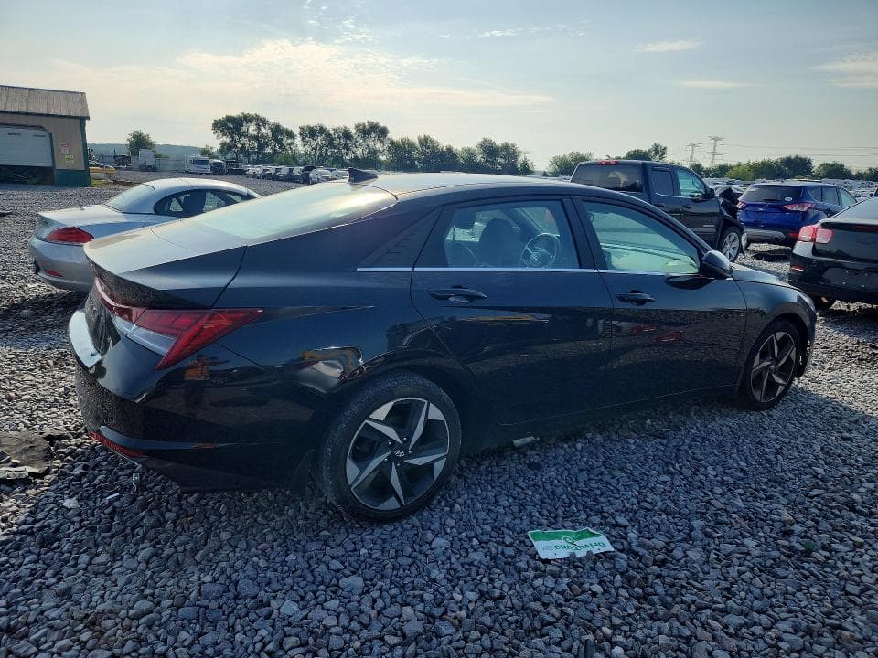 2022 HYUNDAI ELANTRA SEL 3