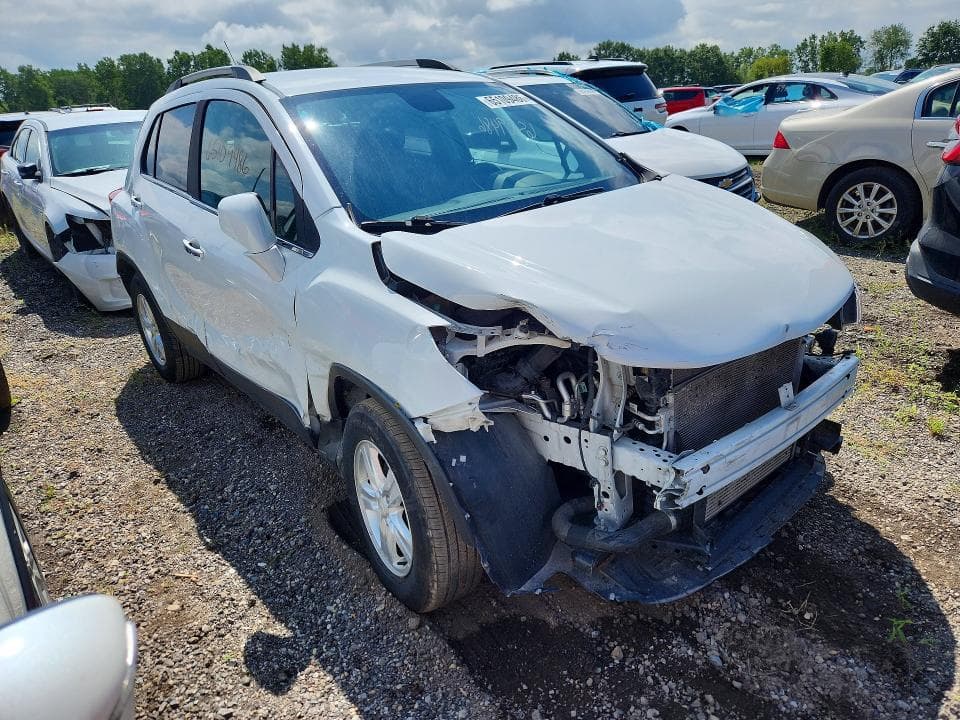 2018 CHEVROLET TRAX 1LT 4