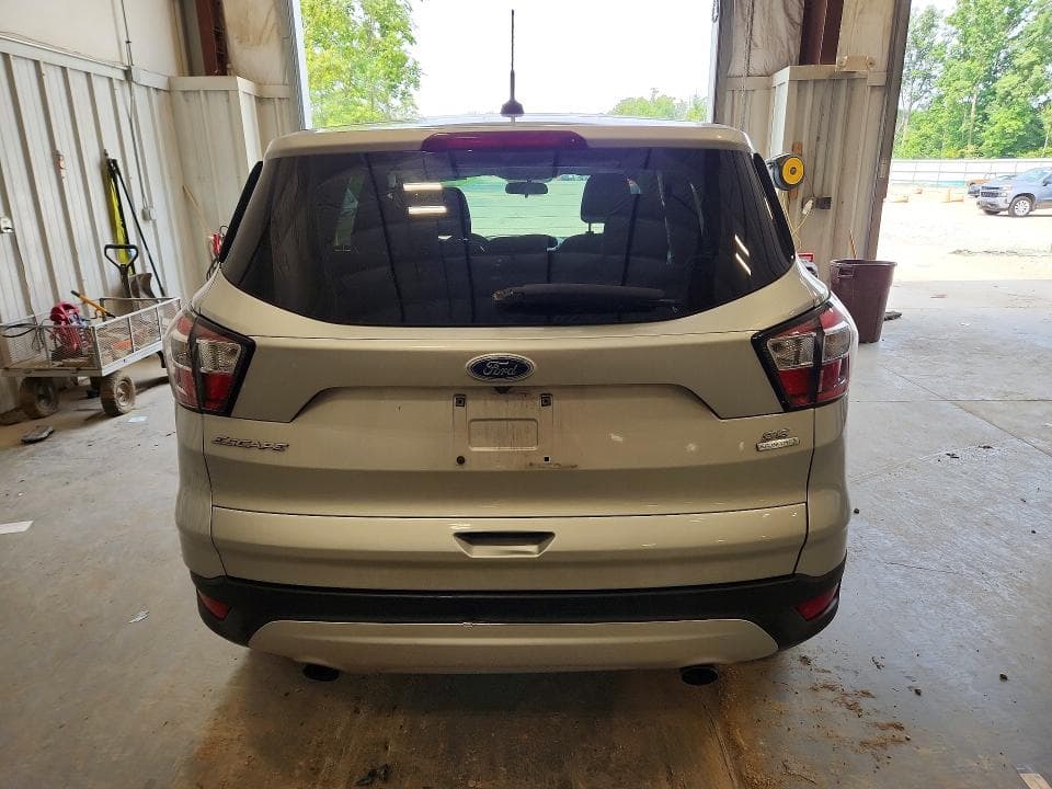 2017 FORD ESCAPE SE 6