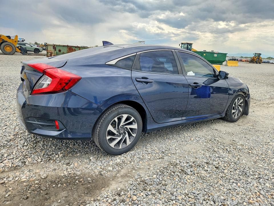 2017 HONDA CIVIC EX 3