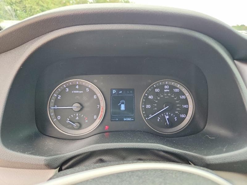 2017 HYUNDAI TUCSON SE 9