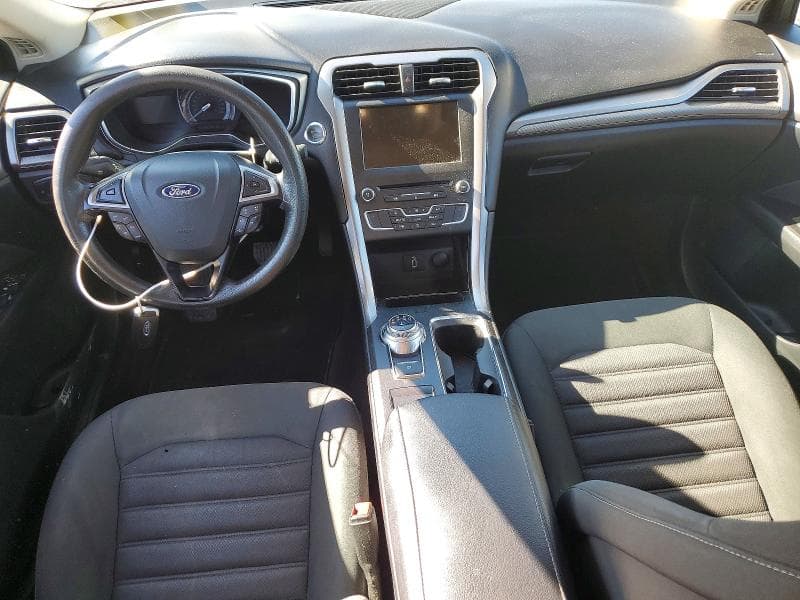 2017 FORD FUSION SE 8