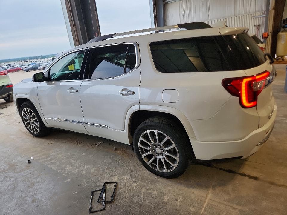 2023 GMC ACADIA DENALI 2
