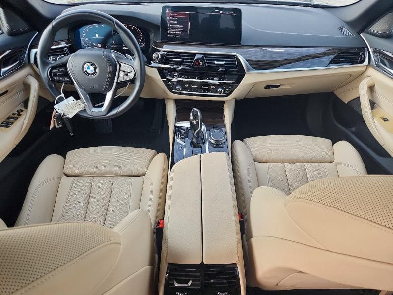 2021 BMW 530 XI 8