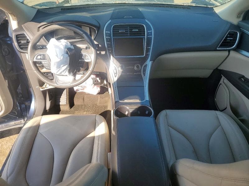 2019 LINCOLN NAUTILUS 8