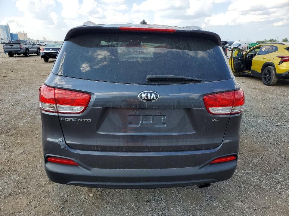 2018 KIA SORENTO LX V6 6