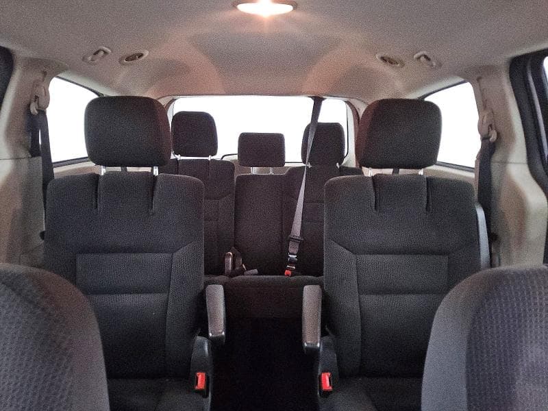 2019 DODGE GRAND CARAVAN SE 10
