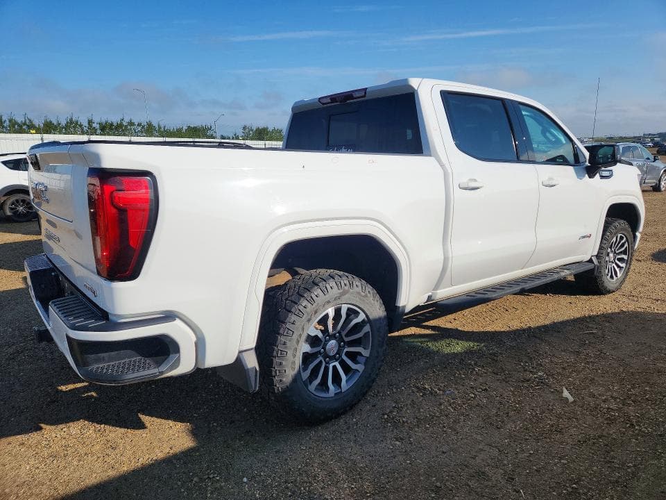 2022 GMC SIERRA K1500 AT4 3