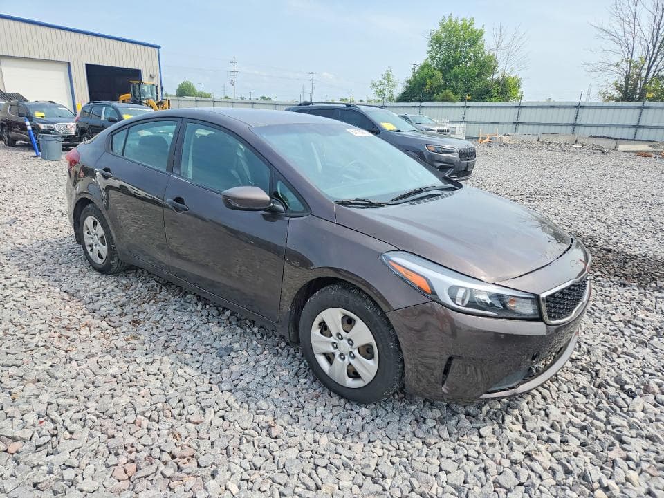 2017 KIA FORTE LX 4