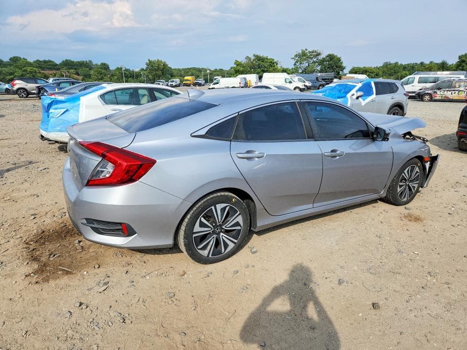 2017 HONDA CIVIC EX 3