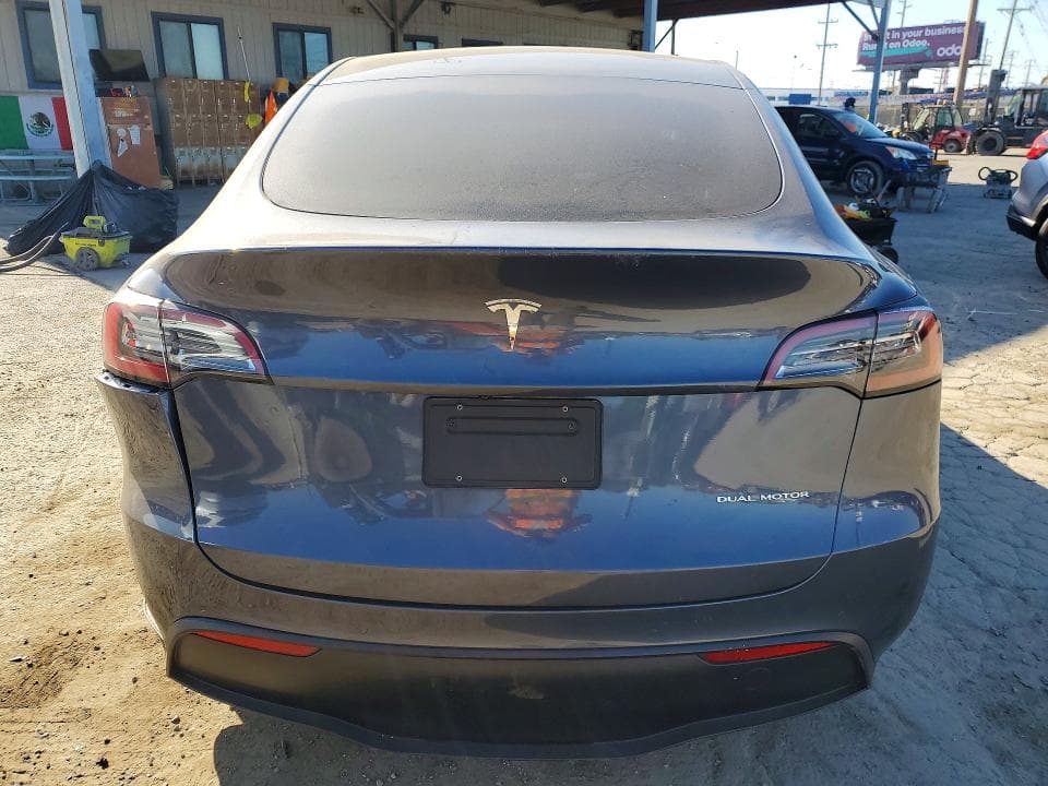 2022 TESLA MODEL Y 6