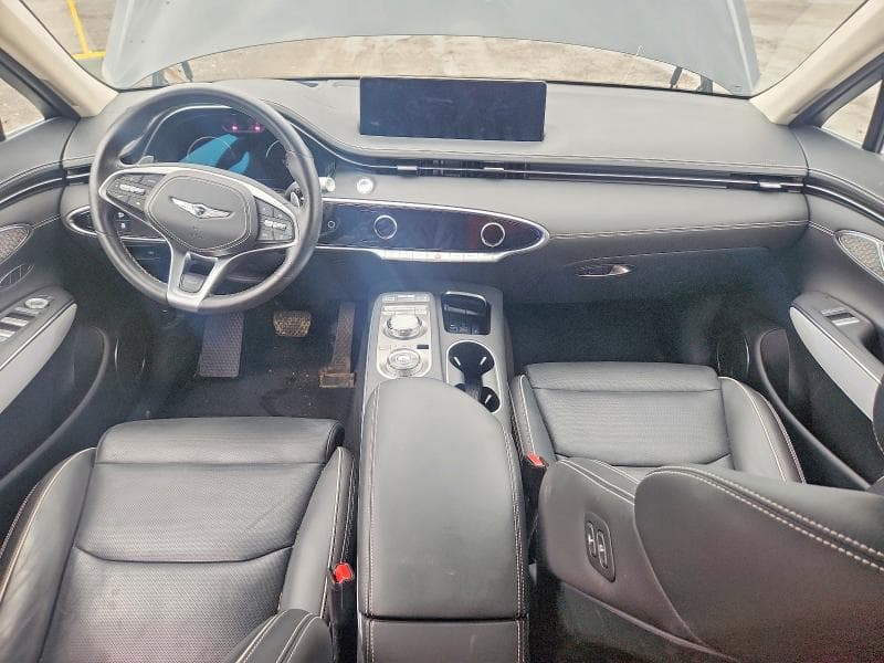 2024 GENESIS GV70 BASE 8