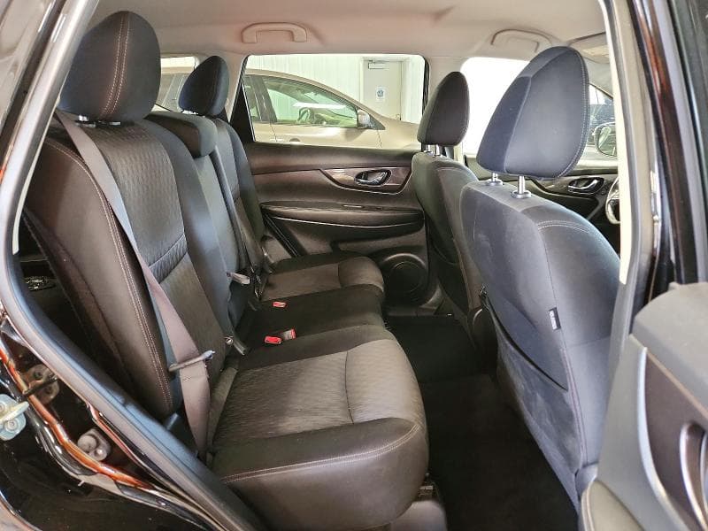 2019 NISSAN ROGUE SV 11