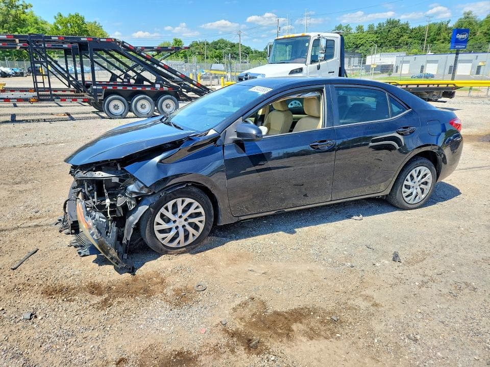 2018 TOYOTA COROLLA LE - 1