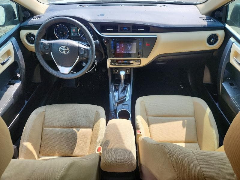2018 TOYOTA COROLLA LE 8