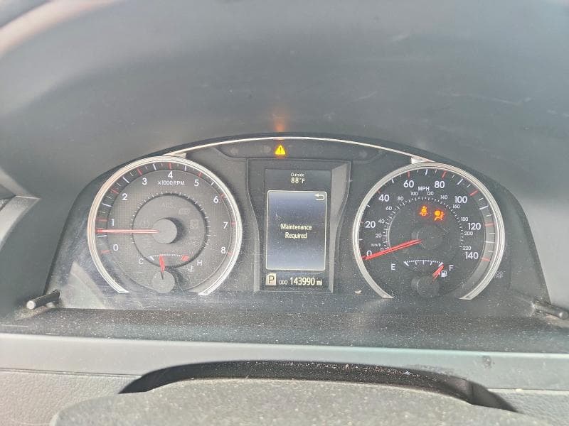 2017 TOYOTA CAMRY SE 9